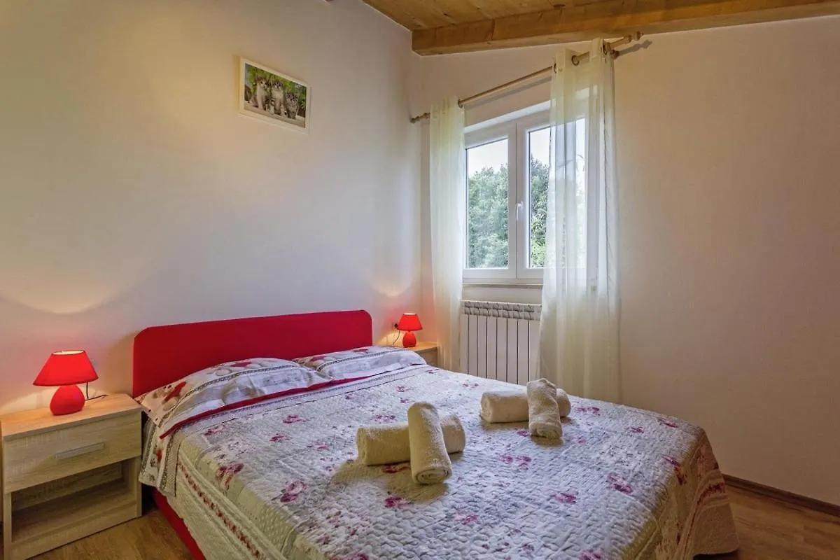 Casa de Férias Dea In Kmeti Vila Žminj Croácia